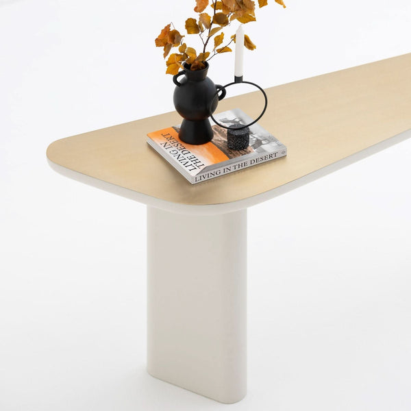 AURA CONSOLE