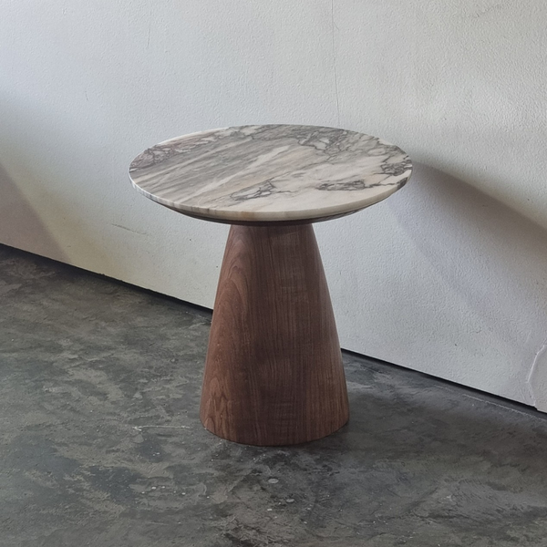 FUNGI SIDETABLE