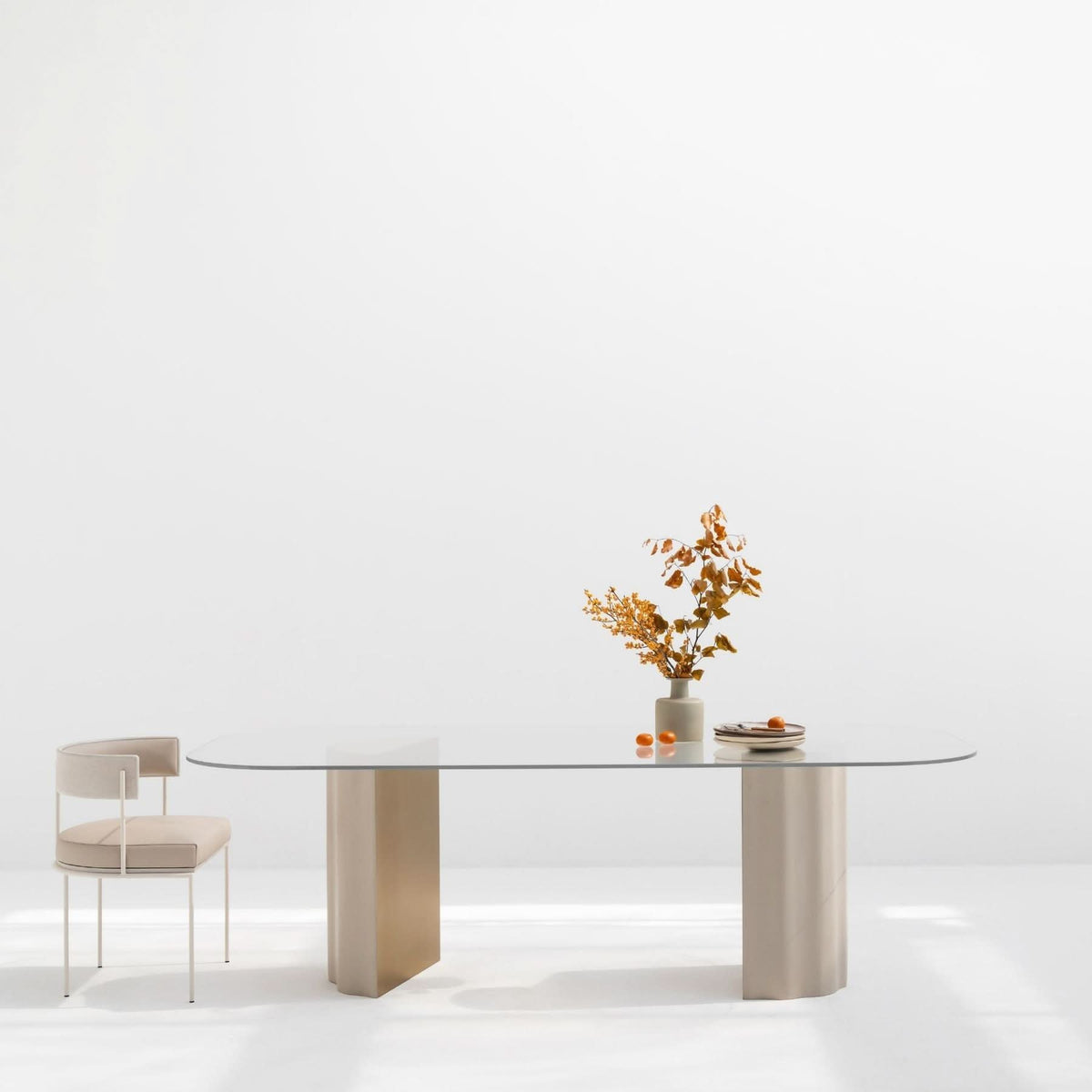 FLOW DINING TABLE – The Line Concept