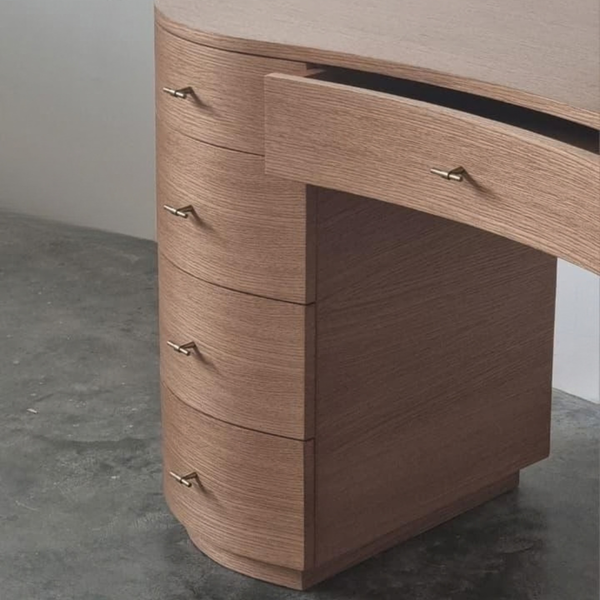 REVERIE DESK