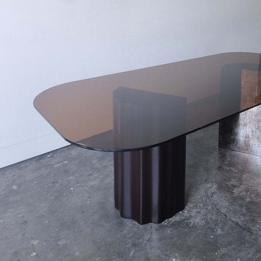 FLOW TABLE – The Line Concept